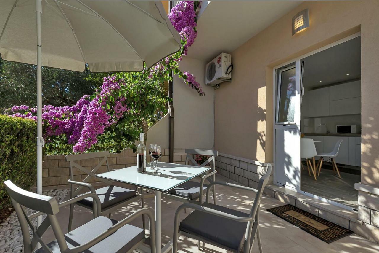 Deluxe Apartments Kate Makarska Exterior photo